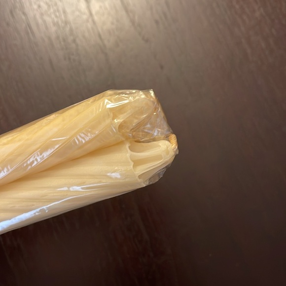 Del Mar 100%beeswax candles - Picture 5 of 7